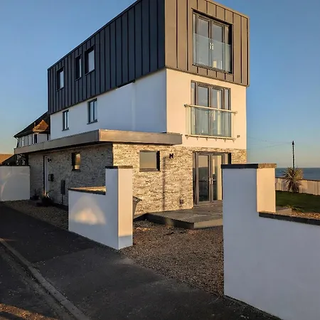 Bournemouth Beach & Sea Views-3